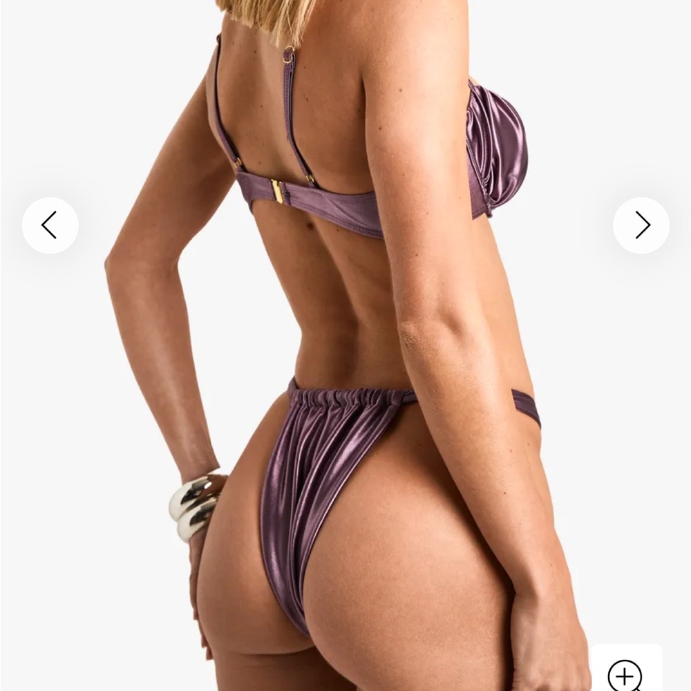 Bikini Set - Picture 2 of 2